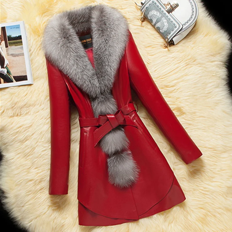 New Women's Long Leather Coat Imitated Fox Fur Collar Plus Cotton Slim Jacket
New Women's Long Leather Coat Imitated Fox Fur Collar Plus Cotton Slim Jacket