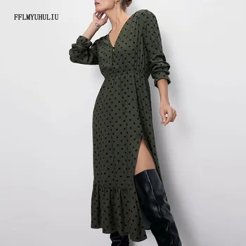 New fashion retro lady print dress V-neck button polka ruffled hem slim dress elegant casual long dress
New fashion retro lady print dress V-neck button polka ruffled hem slim dress elegant casual long dress