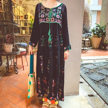 Video scene shooting Morocco Bohemia heavy customize cross-stitch embroidered flowers cotton and linen loose dress
Video scene shooting Morocco Bohemia heavy customize cross-stitch embroidered flowers cotton and linen loose dress