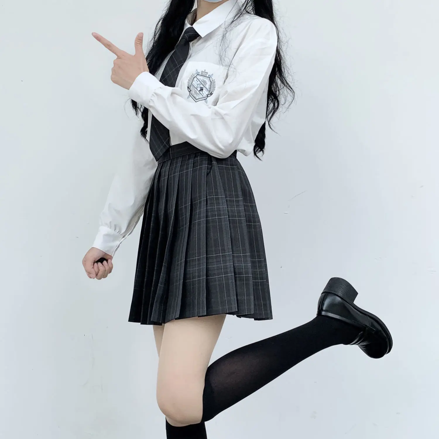 2020 Spring Autumn Preppy Style Loose Japanese Uniforms Jk Shirts School Girls Long Sleeve Embroidered Shirts and Blouses
2020 Spring Autumn Preppy Style Loose Japanese Uniforms Jk Shirts School Girls Long Sleeve Embroidered Shirts and Blouses