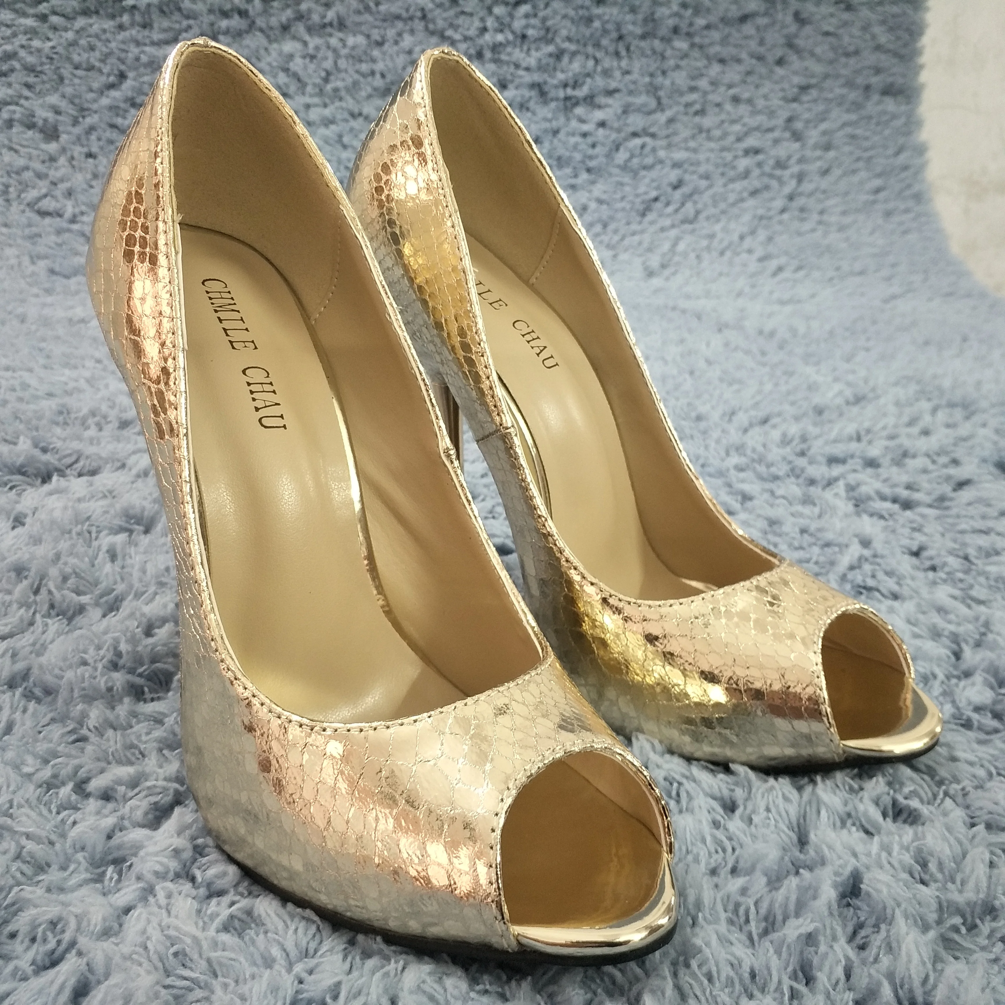 Sexy Gold Snakeskin Pumps High Heel Evening Party Women Pumps Spring Autumn New Peep Toe Fashion Stiletto Fish Mouth 11cm Heels
Sexy Gold Snakeskin Pumps High Heel Evening Party Women Pumps Spring Autumn New Peep Toe Fashion Stiletto Fish Mouth 11cm Heels