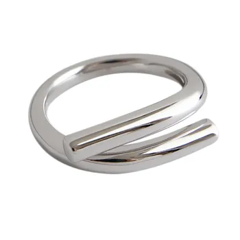 100% 925 Sterling Silver Rings for Women Simple Open Ring Retro Geometric Wrong Side Interweaving Jewelry Korean Style Ring Gift
100% 925 Sterling Silver Rings for Women Simple Open Ring Retro Geometric Wrong Side Interweaving Jewelry Korean Style Ring Gift