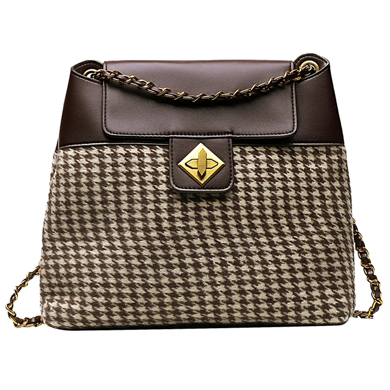 Embroidery Line Handbag 2019 Autumn and Winter New Color Hit Wild Messenger Bag Temperament Fashion Shoulder Bag gg
Embroidery Line Handbag 2019 Autumn and Winter New Color Hit Wild Messenger Bag Temperament Fashion Shoulder Bag gg