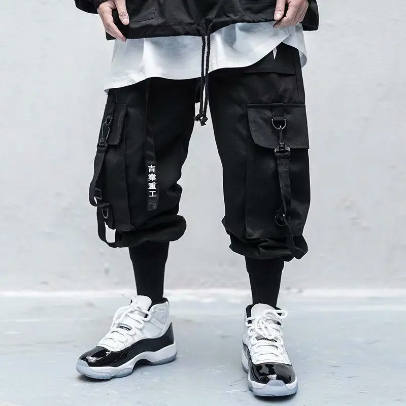 Black Hip Hop Cargo Pants Men Streetwear Cotton Joggers Fashion Sweatpants Casual Harem Trousers Summer Harajuku Pants Men 2022
Black Hip Hop Cargo Pants Men Streetwear Cotton Joggers Fashion Sweatpants Casual Harem Trousers Summer Harajuku Pants Men 2022