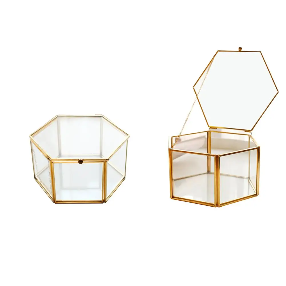 Nordic Hexagonal Transparent Glass Flower Room Glass Ring Box Wedding Ring Box Cover Innovative Home Decoration Crafts
Nordic Hexagonal Transparent Glass Flower Room Glass Ring Box Wedding Ring Box Cover Innovative Home Decoration Crafts