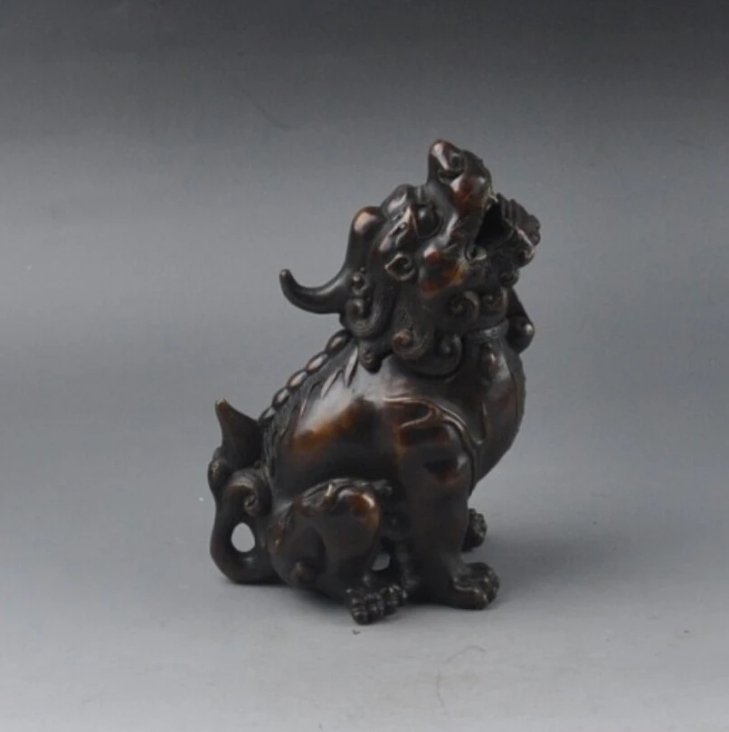china antique Copper roar aromatherapy censer 17 cm high statue
china antique Copper roar aromatherapy censer 17 cm high statue