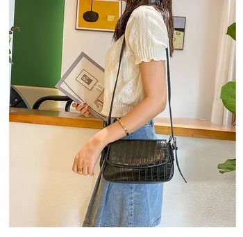 French Underarm Bag Niche Design Crocodile Pattern Weave Shoulder Strap Women 2020 New Fashion Crossbody Shoulder Bag A390
French Underarm Bag Niche Design Crocodile Pattern Weave Shoulder Strap Women 2020 New Fashion Crossbody Shoulder Bag A390