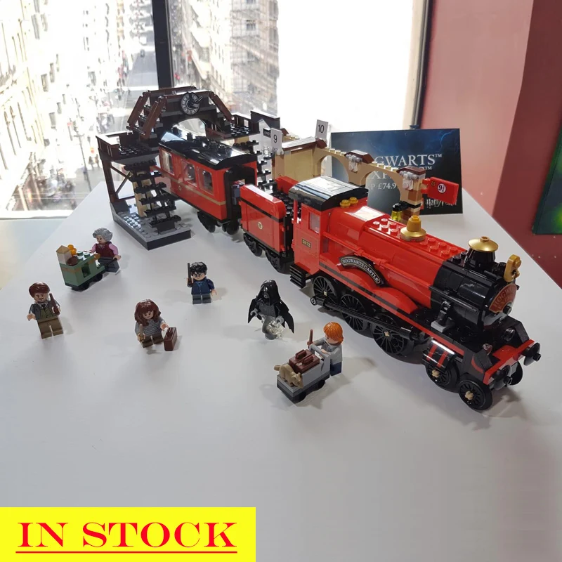 In Stocks 11006 Potter Magic World Movies Series H gwarts Express 801Pcs Model Building Blocks Bricks 75955 Toys 
In Stocks 11006 Potter Magic World Movies Series H gwarts Express 801Pcs Model Building Blocks Bricks 75955 Toys