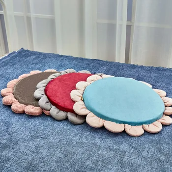 Cute Taiyanghua Style Dog Bed Simple Anti-Dirty Non-Slip Mat Air Conditioning Mat Pet Cushion Dog Bed Cushion Factory Wholesale
Cute Taiyanghua Style Dog Bed Simple Anti-Dirty Non-Slip Mat Air Conditioning Mat Pet Cushion Dog Bed Cushion Factory Wholesale