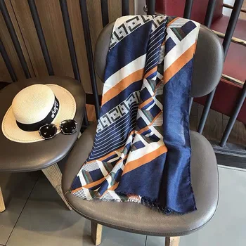 2020 Ladies Fashion Aztec Geometric Fringe Viscose Shawl Scarf Autumn Winter Print Pashmina Stole Muslim Hijab Sjaal 180*90Cm
2020 Ladies Fashion Aztec Geometric Fringe Viscose Shawl Scarf Autumn Winter Print Pashmina Stole Muslim Hijab Sjaal 180*90Cm