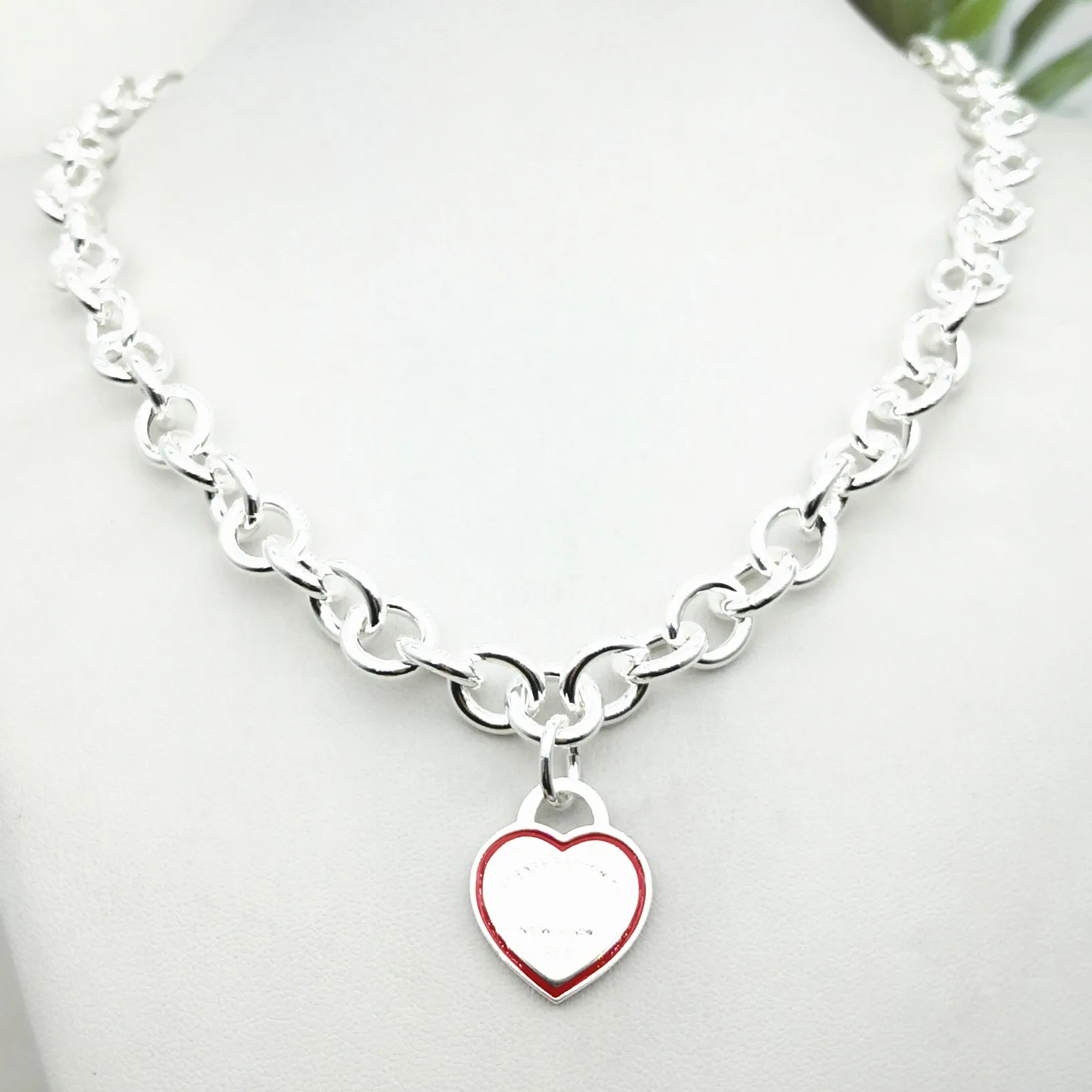 Sterling Silver 925 Classic Pop Fashion Red Enamel Heart Tag Charm Lady Necklace Jewelry Holiday Gift 
Sterling Silver 925 Classic Pop Fashion Red Enamel Heart Tag Charm Lady Necklace Jewelry Holiday Gift