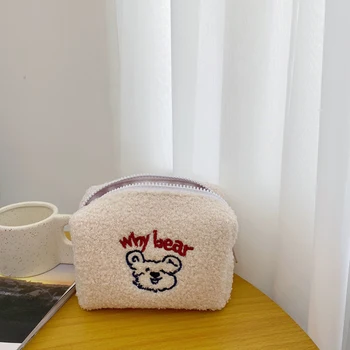 Lambswool Women Cosmetic Bags Large Capacity Female Handbag Kawaii Women Storage Bag Fashion Bear Embroidery Women Handbags 2020
Lambswool Women Cosmetic Bags Large Capacity Female Handbag Kawaii Women Storage Bag Fashion Bear Embroidery Women Handbags 2020