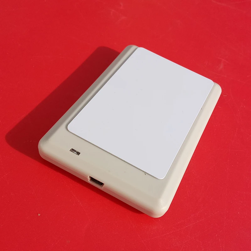 RFID UHF Electronic Tag Reader 915MHZ Code Writer GEN2 Card Issuing Machine 6CG2
RFID UHF Electronic Tag Reader 915MHZ Code Writer GEN2 Card Issuing Machine 6CG2