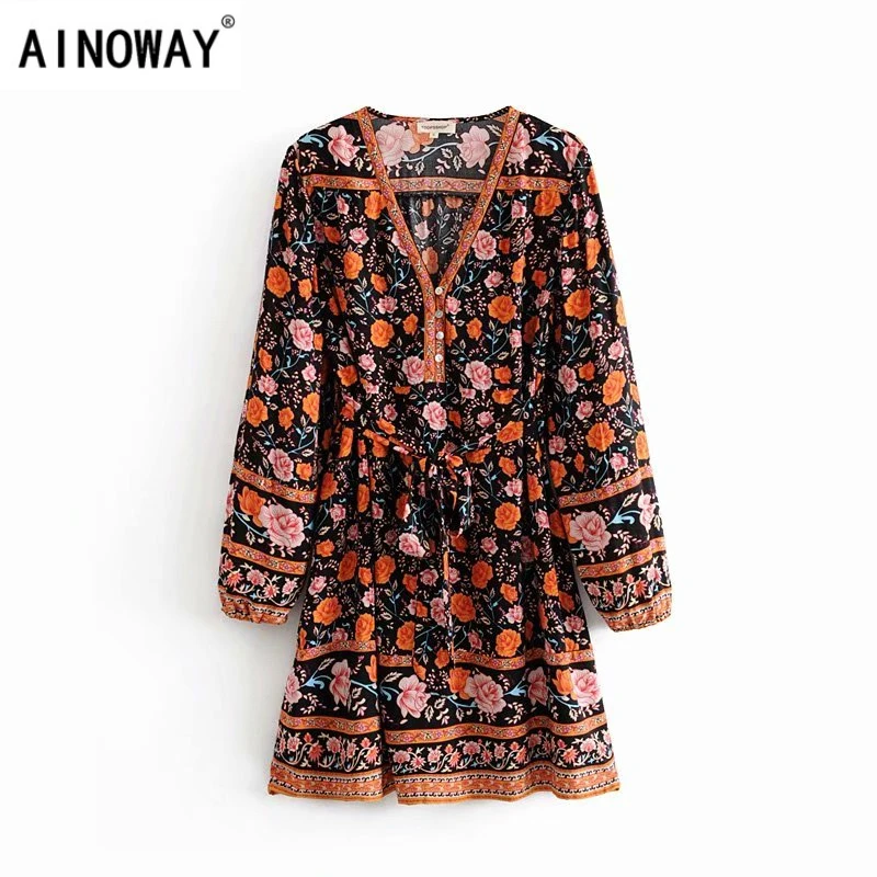 Vintage Chic women floral print deep V-neck single breasted sashes Bohemian mini dress ladies long sleeve Boho dresses vestidos
Vintage Chic women floral print deep V-neck single breasted sashes Bohemian mini dress ladies long sleeve Boho dresses vestidos