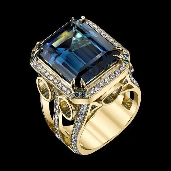 Vintage Ring 925 Sterling silver AAAAA cz Hollow Promise Wedding Band Rings for Women Bridal Party Jewelry Gift
Vintage Ring 925 Sterling silver AAAAA cz Hollow Promise Wedding Band Rings for Women Bridal Party Jewelry Gift