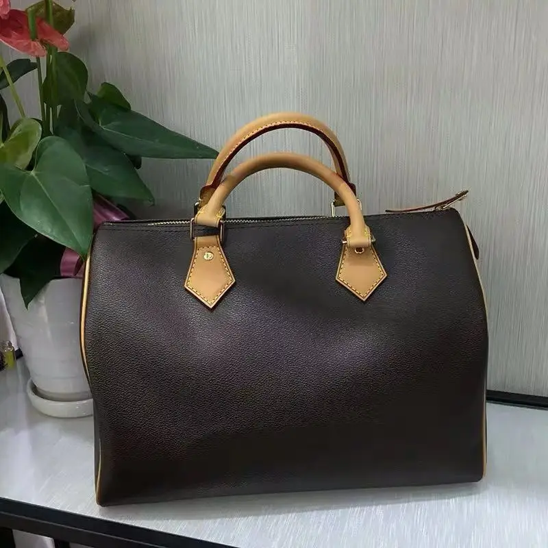 2019 Brand Speedy Bag Women Top Quality Real Leather Shoulder Monogram Travel Bag bolsa feminina 25/30/35cm
2019 Brand Speedy Bag Women Top Quality Real Leather Shoulder Monogram Travel Bag bolsa feminina 25/30/35cm