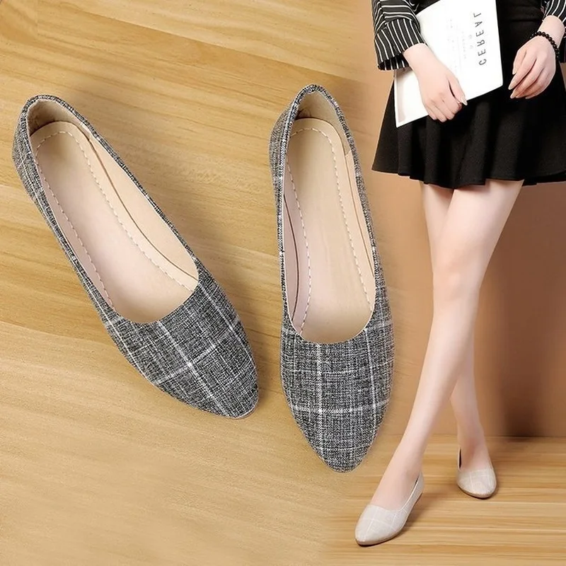 Freeshipping 2019 Spring And Autumn Square Toe Single Shallow Mouth Soft Bottom Comfortable Beanie Flat Woman Shoes Basic
Freeshipping 2019 Spring And Autumn Square Toe Single Shallow Mouth Soft Bottom Comfortable Beanie Flat Woman Shoes Basic