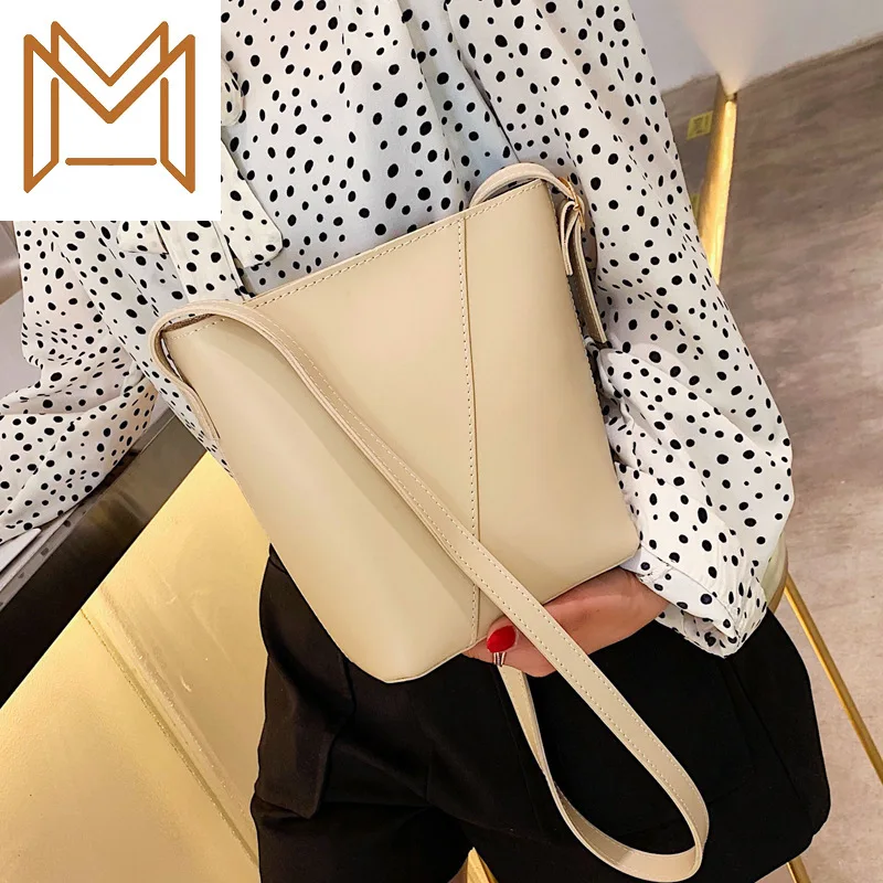 Concise Feel Western Style Small Bag Woman 2019 Bucket Package Senior Messenger Single Shoulder
Concise Feel Western Style Small Bag Woman 2019 Bucket Package Senior Messenger Single Shoulder