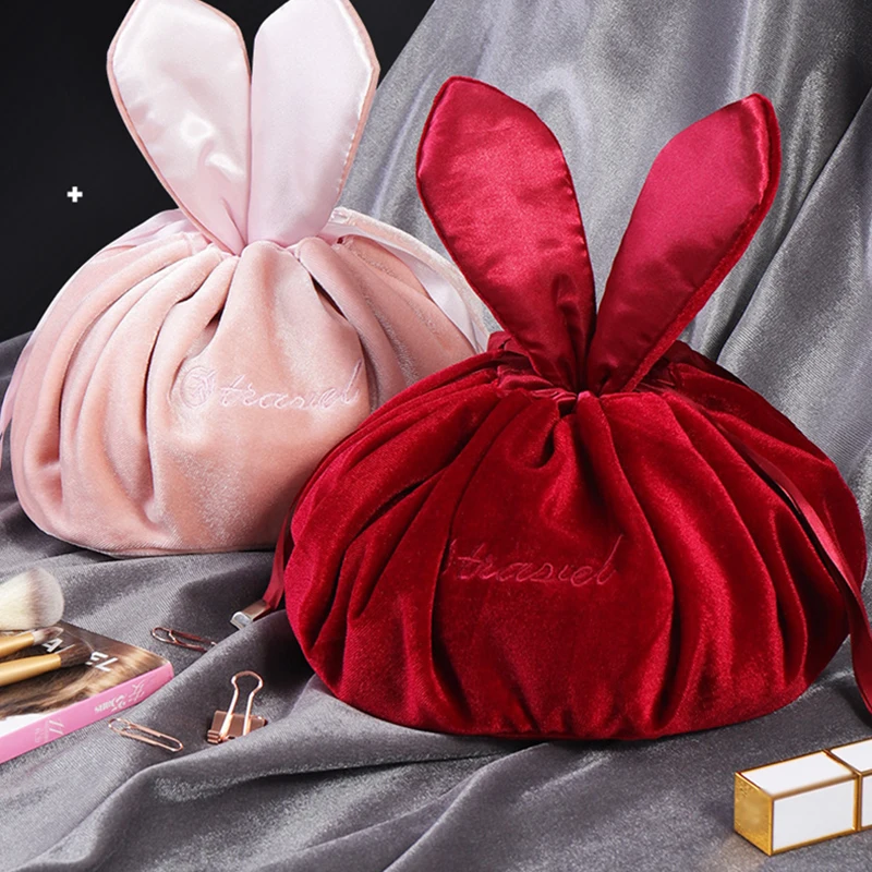 Cosmetic Bag Hand Carry Rabbit Ears Velvet Cosmetic Lipstick Storage Bag Travel Portable Drawstring Toiletry Bag
Cosmetic Bag Hand Carry Rabbit Ears Velvet Cosmetic Lipstick Storage Bag Travel Portable Drawstring Toiletry Bag