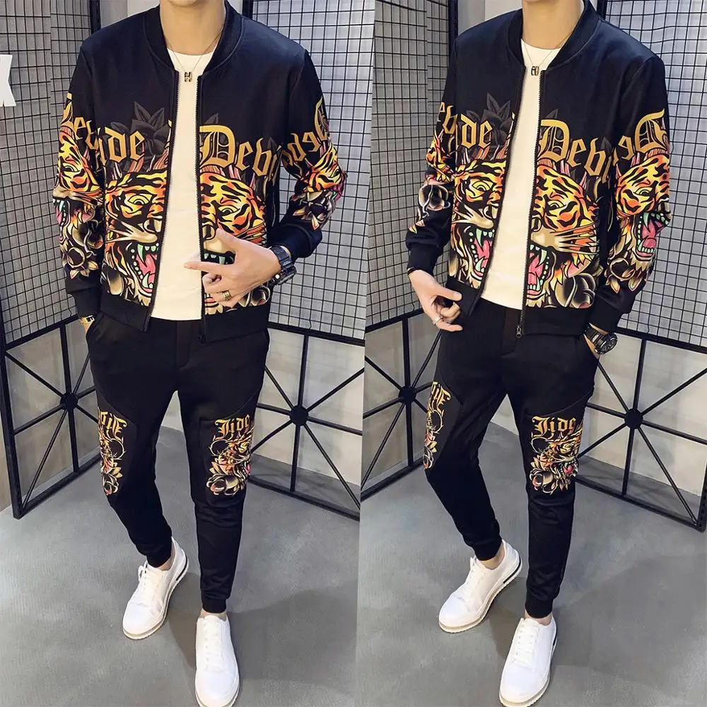 2020 Spring Autum Tracksuit Sport Suit Men Sweatsuit Moda Hombre Men's Set 2 Piece Jacket + Pants Streetwear Set Plus Size M-5XL
2020 Spring Autum Tracksuit Sport Suit Men Sweatsuit Moda Hombre Men's Set 2 Piece Jacket + Pants Streetwear Set Plus Size M-5XL