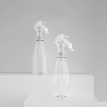 200ML Portable Plastic Spray Bottle Transparent Makeup Moisture Atomizer Pot Fine Mist Sprayer Bottles Hair Hairdressing Tools
200ML Portable Plastic Spray Bottle Transparent Makeup Moisture Atomizer Pot Fine Mist Sprayer Bottles Hair Hairdressing Tools