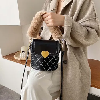 Elegant Female Plush Tote Bucket Bag 2020 Fashion New Quality PU Leather Women's Designer Handbag Lattice Shoulder Messenger Bag
Elegant Female Plush Tote Bucket Bag 2020 Fashion New Quality PU Leather Women's Designer Handbag Lattice Shoulder Messenger Bag
