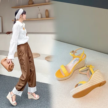 INS HOT Women Leather sandals summer pumps 22-25cm super high heel 9cm Straw wedges European and American Sexy sandals women
INS HOT Women Leather sandals summer pumps 22-25cm super high heel 9cm Straw wedges European and American Sexy sandals women