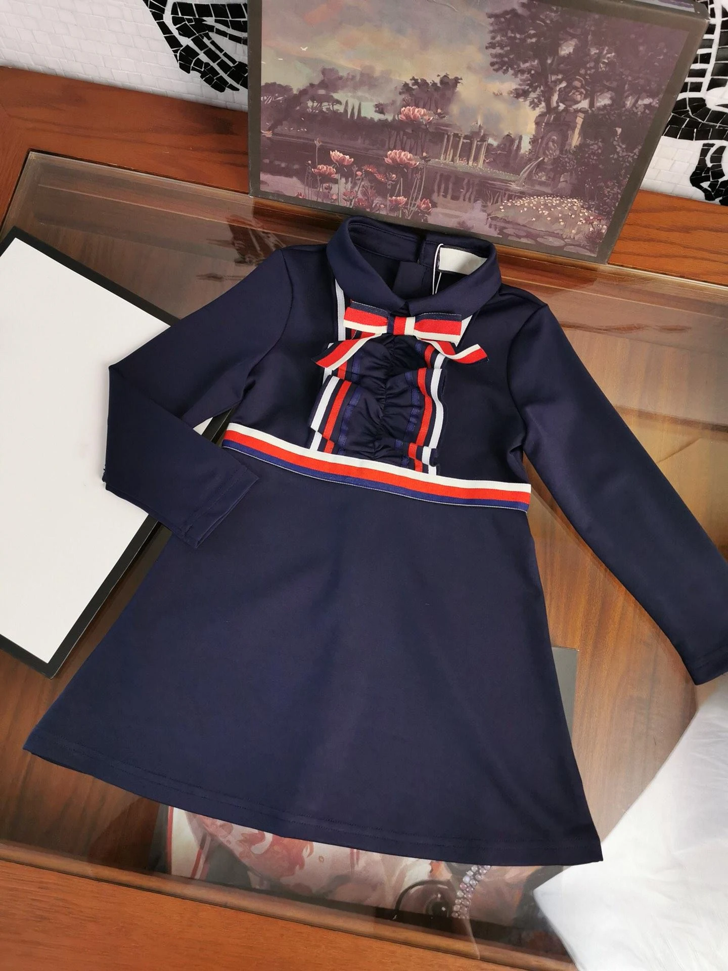 Girl Autumn Winter Dress 2019 Luxury Brand Design Girls Dress Long sleeves Preppy Style Bow Dress Childrens Party Top Quality Xmas Dress
Girl Autumn Winter Dress 2019 Luxury Brand Design Girls Dress Long sleeves Preppy Style Bow Dress Childrens Party Top Quality Xmas Dress
