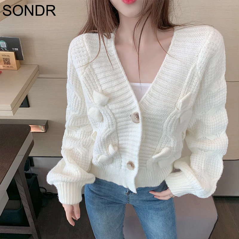 Japanese Kawaii Bow Short Sweater Fall Winter Cardigan Women'S Knit Jacket Sweet Girly Loose Cute Bat Long Sleeve Sweaters 2020
Japanese Kawaii Bow Short Sweater Fall Winter Cardigan Women'S Knit Jacket Sweet Girly Loose Cute Bat Long Sleeve Sweaters 2020