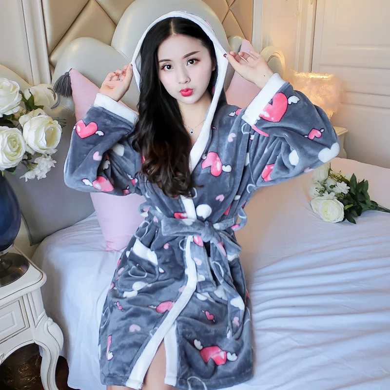 Xu New # Autumn & Winter zhang xiu yi WOMEN'S Bathrobe 8562 # Heart Flannel One-Piece Robe Hooded Pajama
Xu New # Autumn & Winter zhang xiu yi WOMEN'S Bathrobe 8562 # Heart Flannel One-Piece Robe Hooded Pajama