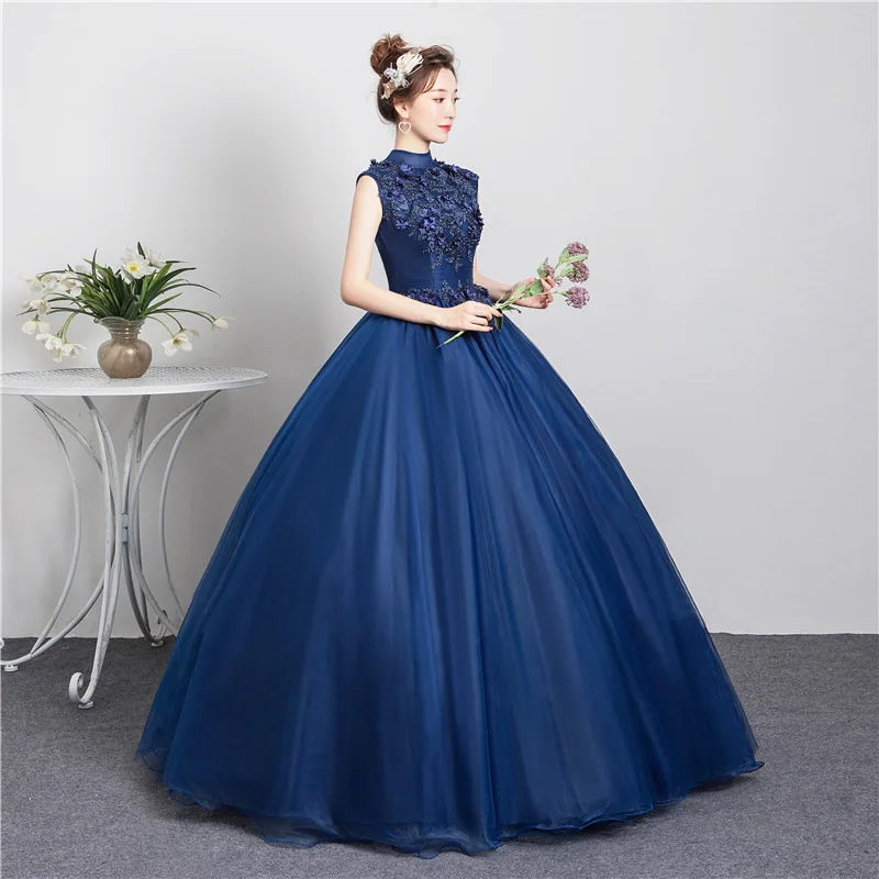 Vestidos Gown 2020 New High Neck Party Prom Formal Ball Gown Vintage Lace Quinceanera Dresses Plus Size Customize
Vestidos Gown 2020 New High Neck Party Prom Formal Ball Gown Vintage Lace Quinceanera Dresses Plus Size Customize