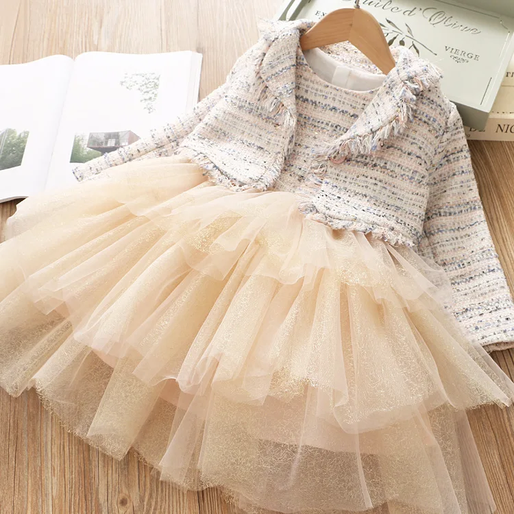 girl coat and dress 2 pcs sets 2019 Autumn winter boutique kids clothing sets sweet children clothes wholesale
girl coat and dress 2 pcs sets 2019 Autumn winter boutique kids clothing sets sweet children clothes wholesale
