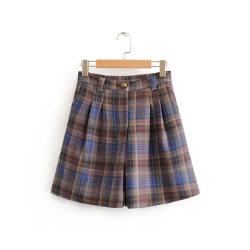 2020 spring women's new retro hit color grid casual English style A shorts college wind high waist loose casual shorts
2020 spring women's new retro hit color grid casual English style A shorts college wind high waist loose casual shorts