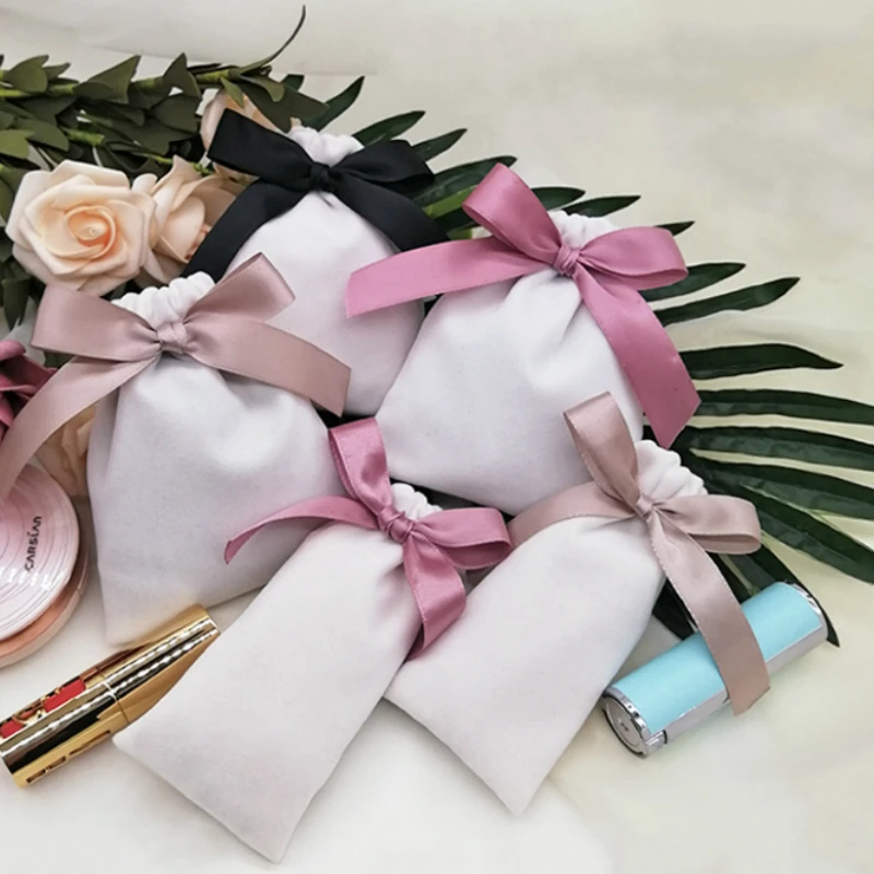 Бархатная сумочка для ювелирных изделий, витрина для упаковки ювелирных изделий, косметичка для вечерние ет, Подарочная сумка на шнурке, товар на заказ
Бархатная сумочка для ювелирных изделий, витрина для упаковки ювелирных изделий, косметичка для вечерние ет, Подарочная сумка на шнурке, товар на заказ