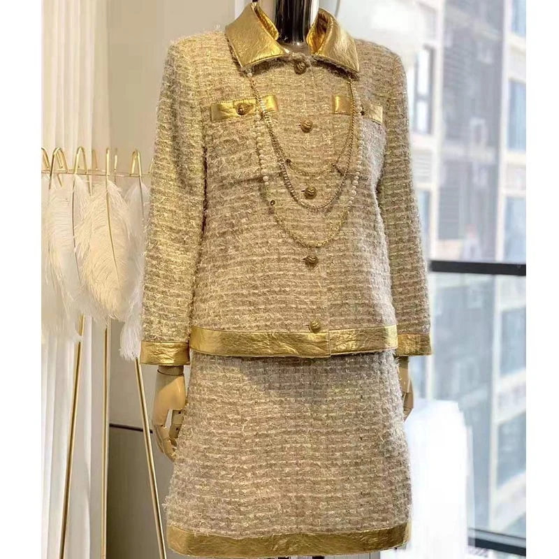 Cosmicchic Luxury Runway Tweed 2 Piece Set Long Sleeve Gold Collar Beetle Button Wool Tweed Jacket A Line Skirt Egyptian Series
Cosmicchic Luxury Runway Tweed 2 Piece Set Long Sleeve Gold Collar Beetle Button Wool Tweed Jacket A Line Skirt Egyptian Series