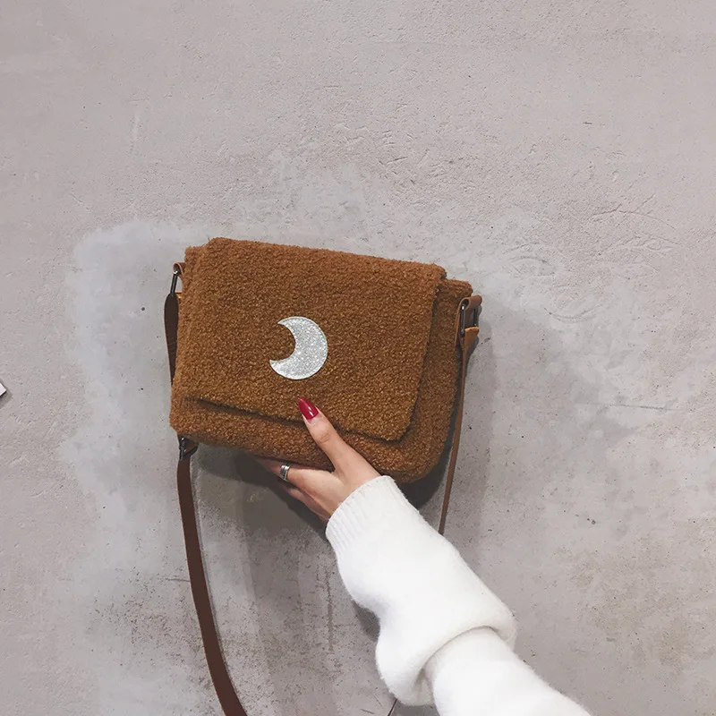 Cool Bag Women's 2019 Autumn And Winter New Style Korean-style Fashion Plush Oblique WOMEN'S Bag Western Style bai da xiao Squar
Cool Bag Women's 2019 Autumn And Winter New Style Korean-style Fashion Plush Oblique WOMEN'S Bag Western Style bai da xiao Squar