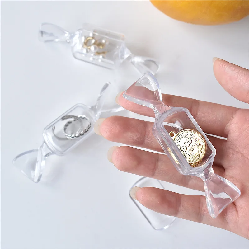 Mini portable transparent candy collection box necklace ring small ear ornaments box to give people small gift box wholesale
Mini portable transparent candy collection box necklace ring small ear ornaments box to give people small gift box wholesale