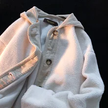 Women's Coat Lamb Wool Quilted Jacket Solid Fleece Loose Single-Breasted Button Design Sense Hooded Vintage Padded Jacket 
Women's Coat Lamb Wool Quilted Jacket Solid Fleece Loose Single-Breasted Button Design Sense Hooded Vintage Padded Jacket