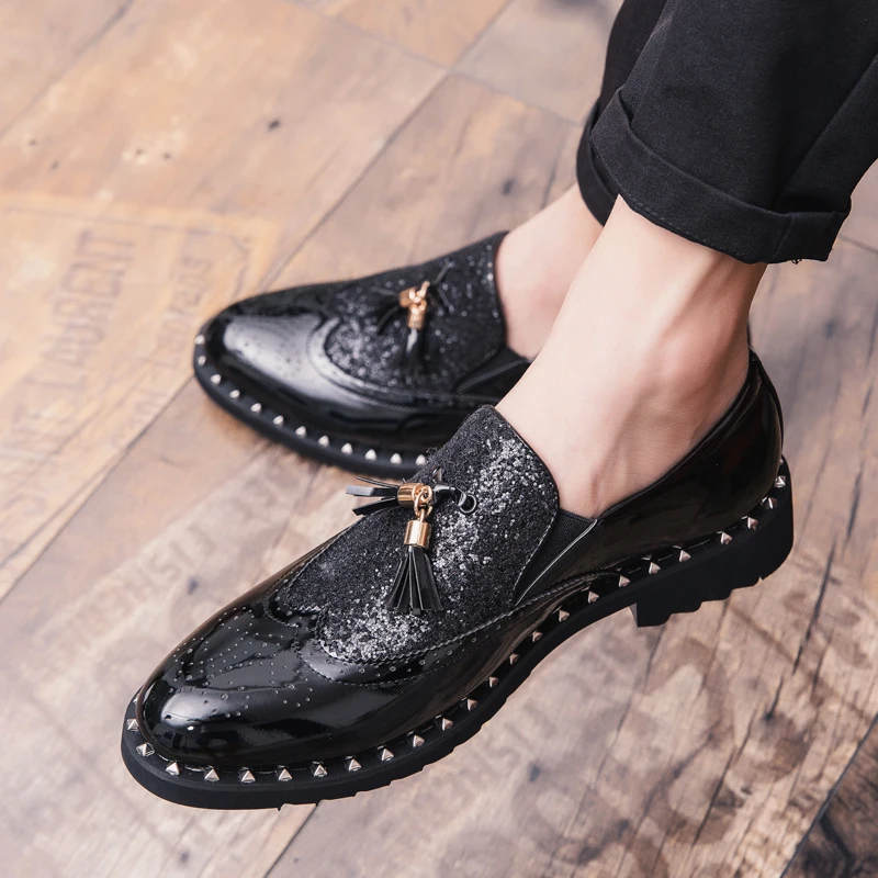 

England style mens fashion party nightclub dress patent leather tassels shoes slip-on oxfords rivets shoe black loafers sneakers