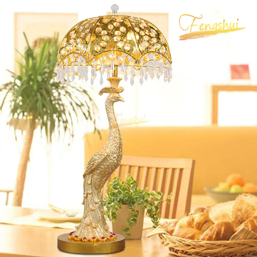 European Style Peacock LED Table Lamp Modern Golden Light Luxury Crystal Decor Lamp Villa Study Living Room Table Light Lighting
European Style Peacock LED Table Lamp Modern Golden Light Luxury Crystal Decor Lamp Villa Study Living Room Table Light Lighting