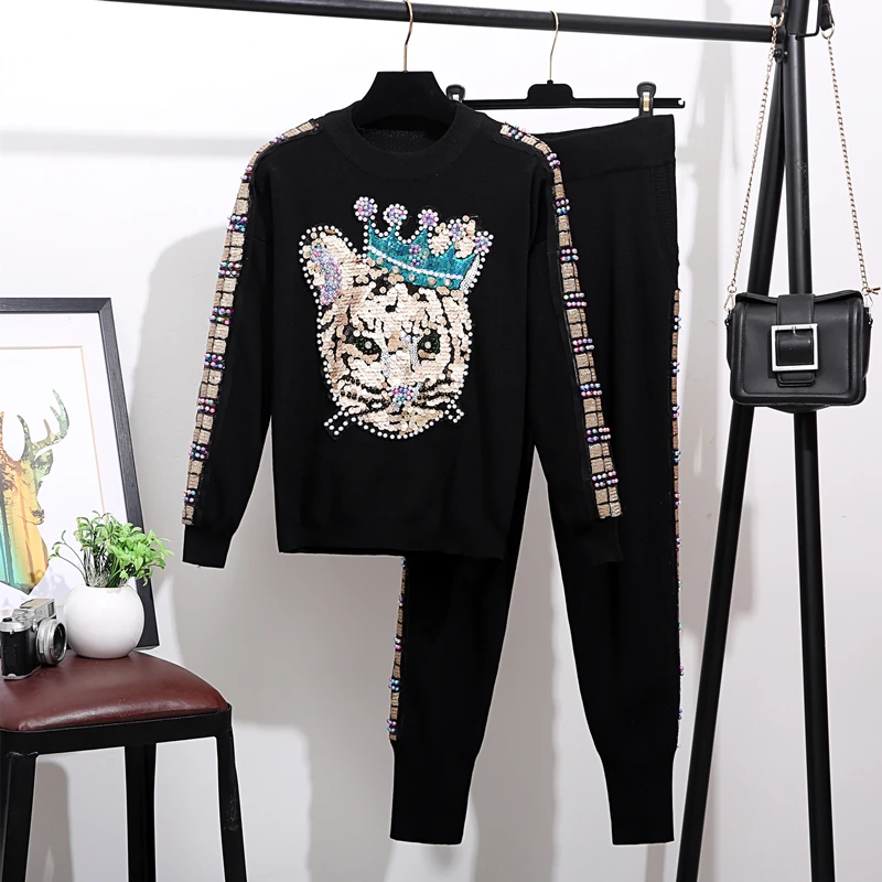 Autumn women's sweat suit high quality pearls beading sweaters + casual knit pants two piece set women pantsuit A884
Autumn women's sweat suit high quality pearls beading sweaters + casual knit pants two piece set women pantsuit A884
