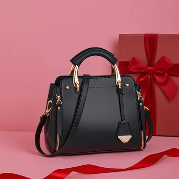 2020 New Style Square Sling Bag Women's Leather Bags Soft Messenger Bag Handbag
2020 New Style Square Sling Bag Women's Leather Bags Soft Messenger Bag Handbag