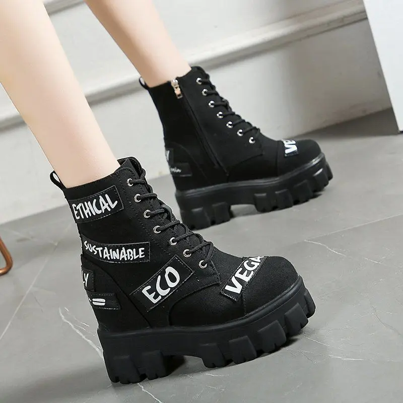 Canvas Martin Boots spring and Autumn 2020 new high top platform short in the British style skinny boots women
Canvas Martin Boots spring and Autumn 2020 new high top platform short in the British style skinny boots women