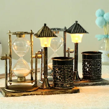 Hourglass lampara de mesa night light art deco vintage Street Quarto luces led decoraciontafellamp industrieel Pen holder homhi
Hourglass lampara de mesa night light art deco vintage Street Quarto luces led decoraciontafellamp industrieel Pen holder homhi