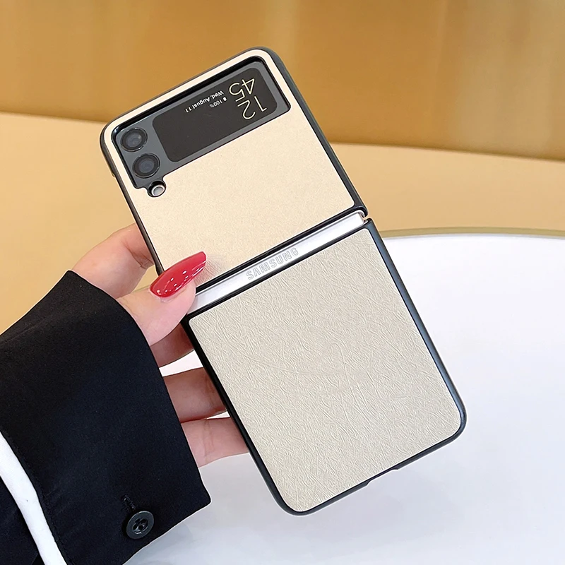 Casing Csse For Samsung Galaxy Z Flip 3 5G Gold Silkworm Pattern Dermatoglyph Hard Mobile Phone Case Cover
Casing Csse For Samsung Galaxy Z Flip 3 5G Gold Silkworm Pattern Dermatoglyph Hard Mobile Phone Case Cover