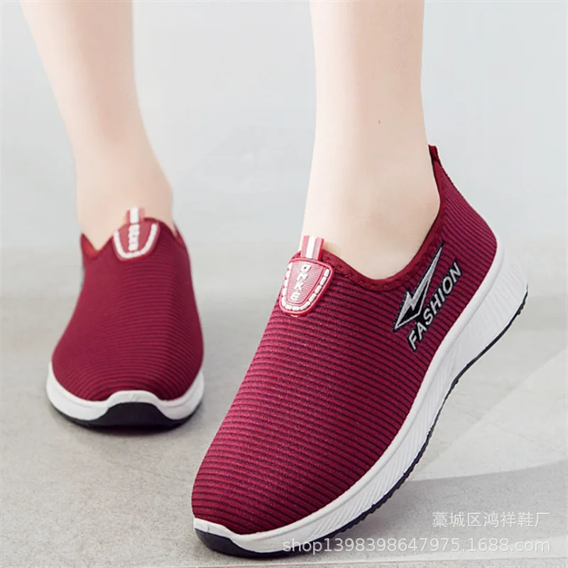 Old Beijing Cloth Shoes Walking Shoes Women's Spring New Style Fly Woven Breathable Slip-on Anti-slip Soft-Sole Casual
Old Beijing Cloth Shoes Walking Shoes Women's Spring New Style Fly Woven Breathable Slip-on Anti-slip Soft-Sole Casual