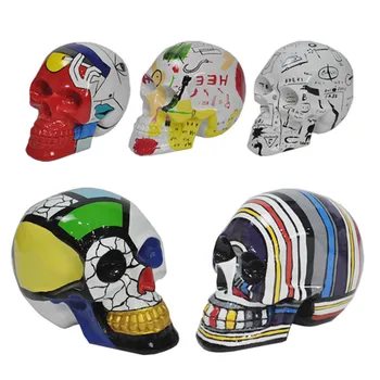 Resin Craftwork Creative Street Art Colored Drawing Simulation Skull Sculpture Action Figure Collection Model Toy X2709
Resin Craftwork Creative Street Art Colored Drawing Simulation Skull Sculpture Action Figure Collection Model Toy X2709