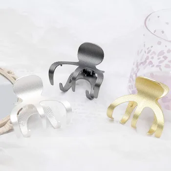 New Girls Geometric Hair Claw Clamps Metal Hair Crab Ponytail Hoder Hair Clip Solid Color Hairpin Large Size Hair Accessor 
New Girls Geometric Hair Claw Clamps Metal Hair Crab Ponytail Hoder Hair Clip Solid Color Hairpin Large Size Hair Accessor
