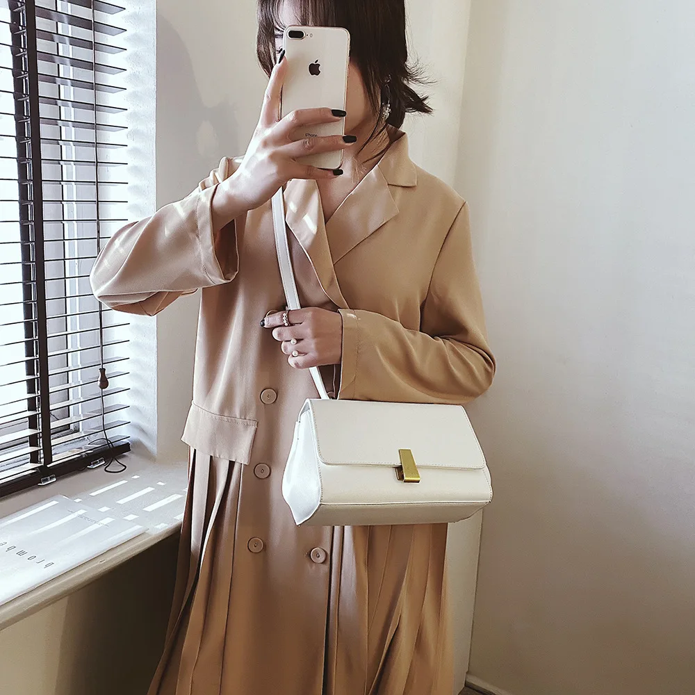 2020 Early Spring New Style WOMEN'S Bag Retro Hand Pleated Design Square Sling Bag Lock Trapezoid WOMEN'S Bag
2020 Early Spring New Style WOMEN'S Bag Retro Hand Pleated Design Square Sling Bag Lock Trapezoid WOMEN'S Bag
