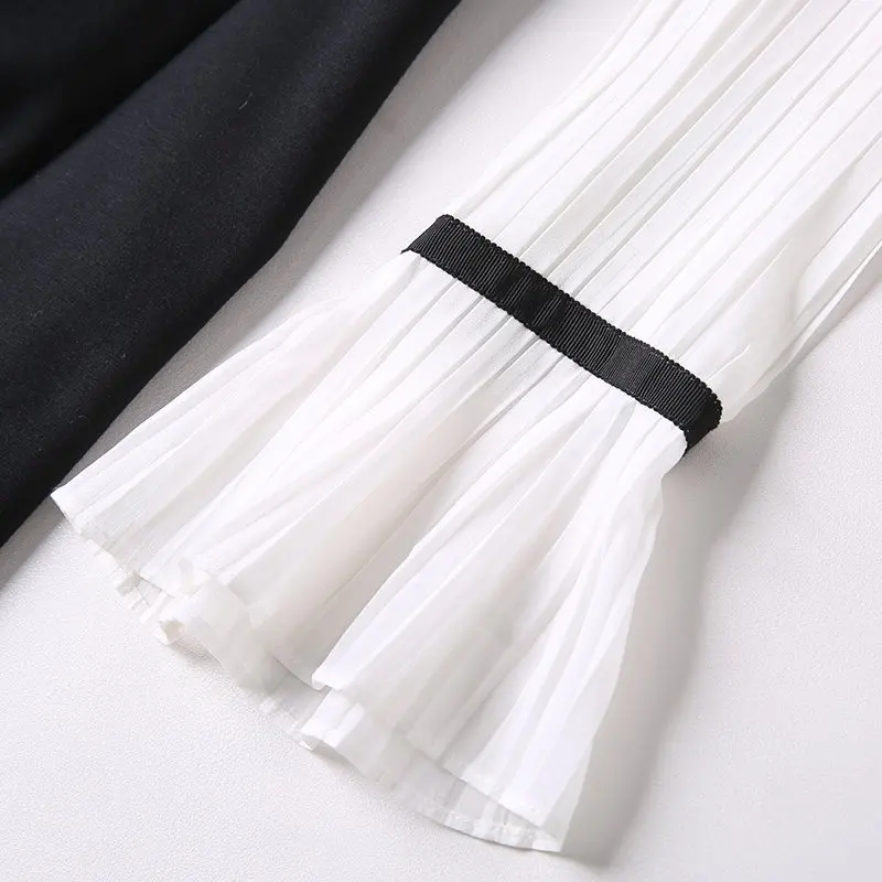 2019 Autumn Clothing New Style Bell Sleeve Black And White with Pattern Long-sleeved Dress Students Women's Black Dress Slim Fit
2019 Autumn Clothing New Style Bell Sleeve Black And White with Pattern Long-sleeved Dress Students Women's Black Dress Slim Fit